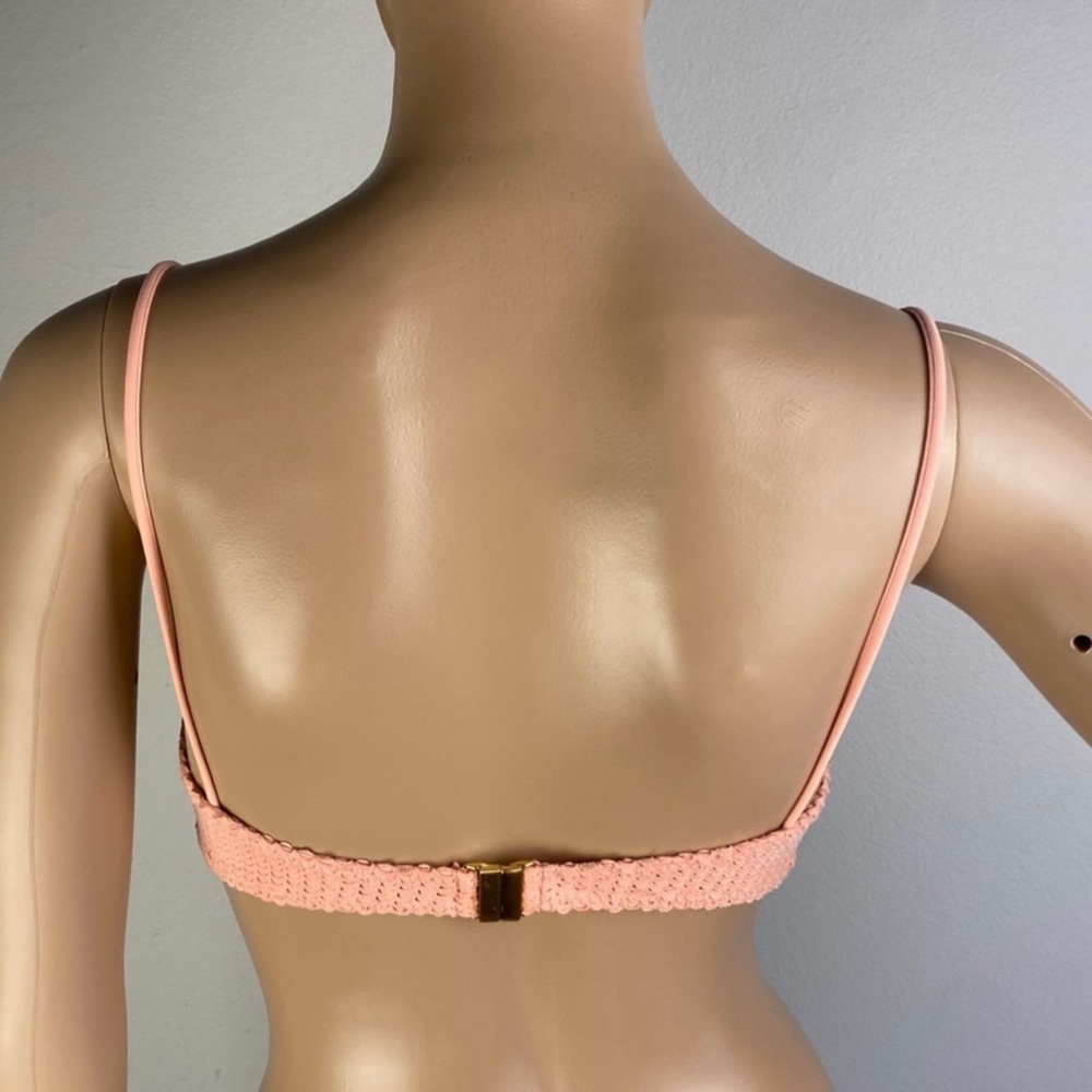 NEW VIX REVOLVE PINK TEXTURED BIKINI TOP - Picture 6 of 7